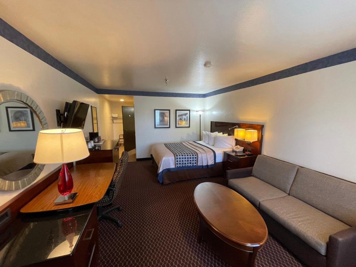 Oakridge Inn Oak View Екстер'єр фото